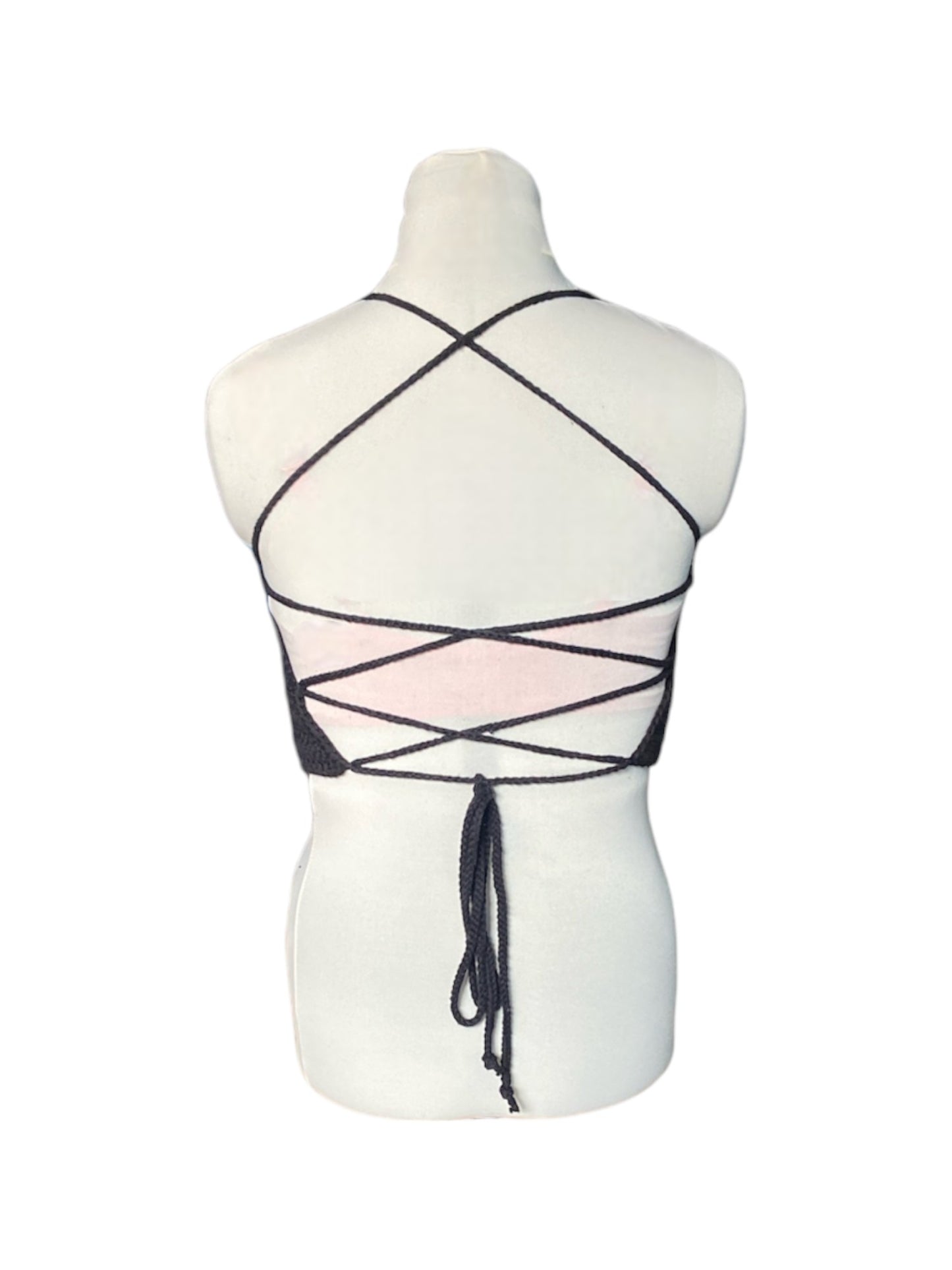 Gehaakte zwarte haltertop van 100% katoen met mesh detail in V-vorm - handgemaakte festival top - maat M