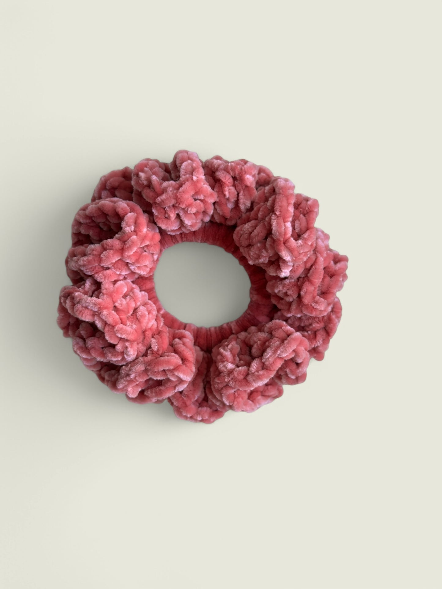 Zalmroze velvet scrunchie