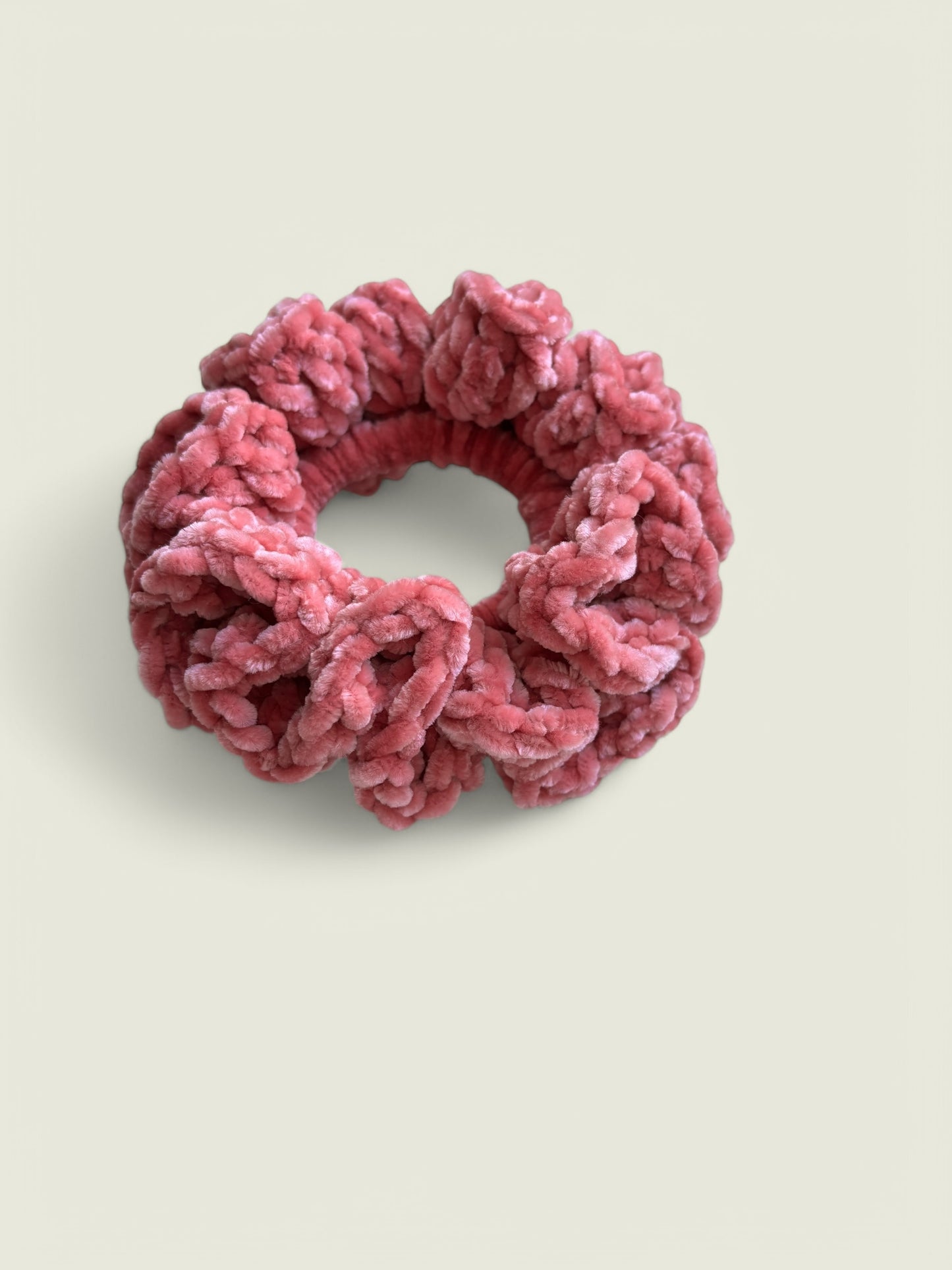 Zalmroze velvet scrunchie