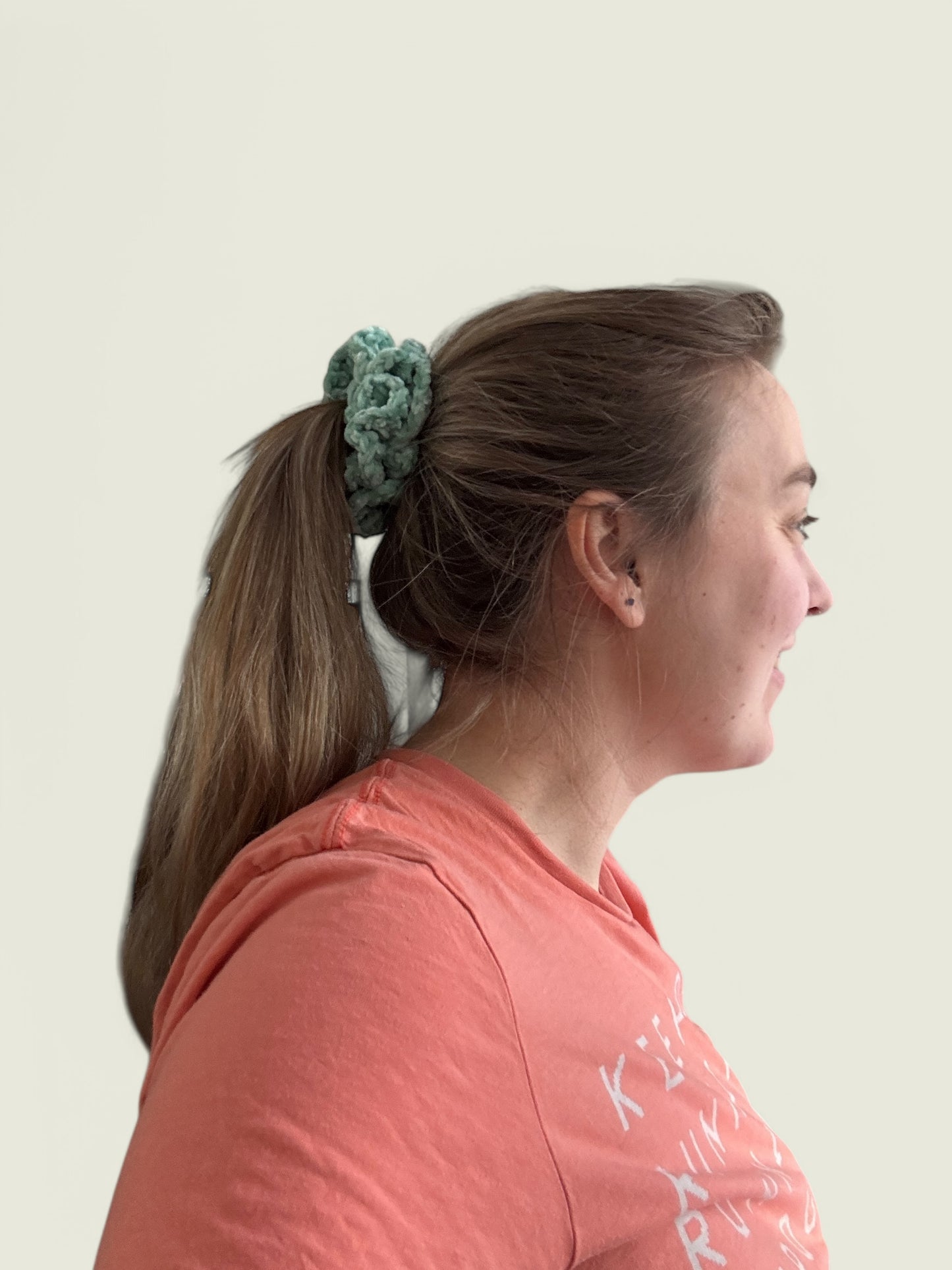 Mintgroene velvet scrunchie