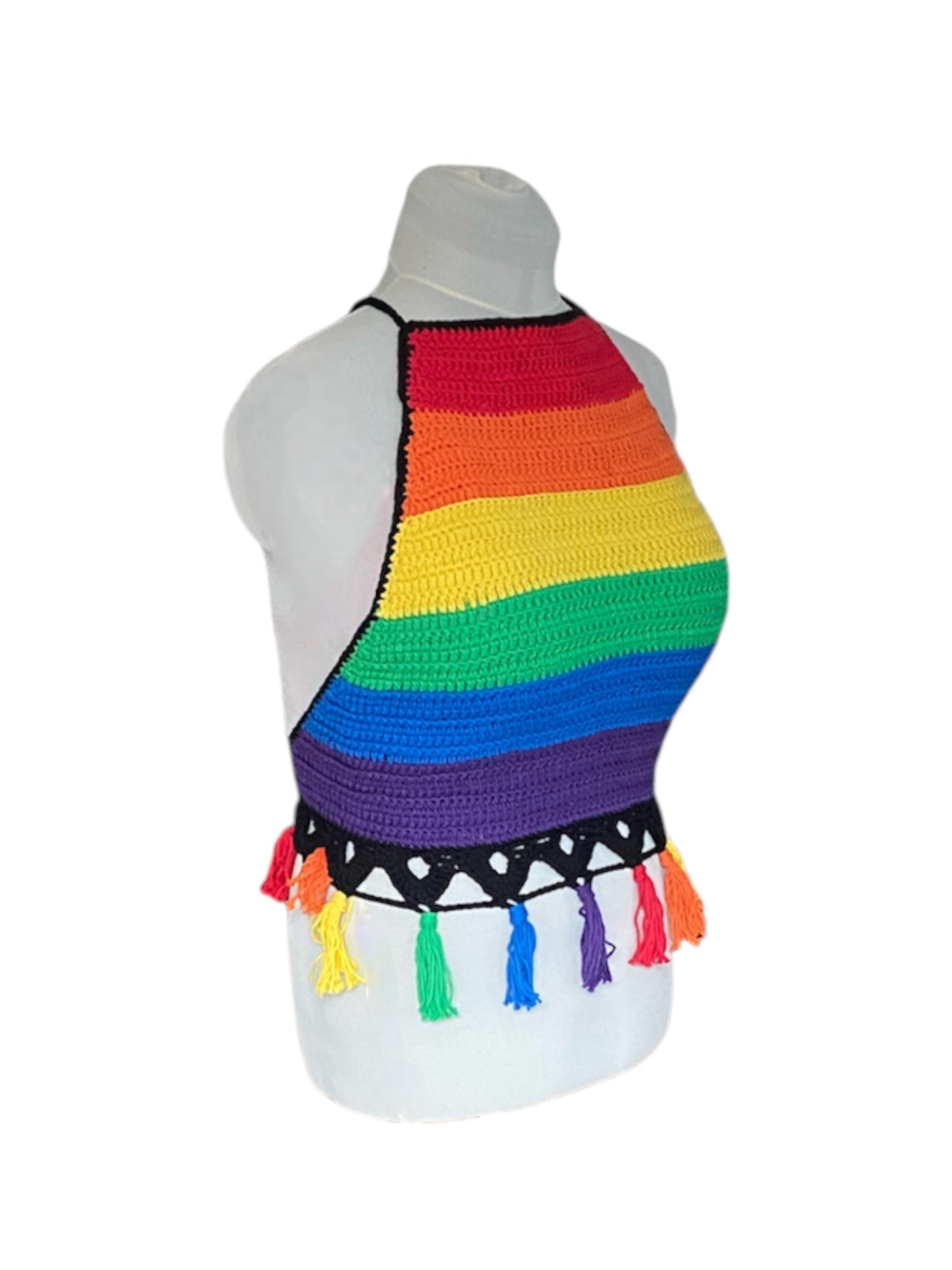 Gehaakte haltertop van 100% katoen – handgemaakte boho festival top met kwastjes in regenboog kleuren – maat XL