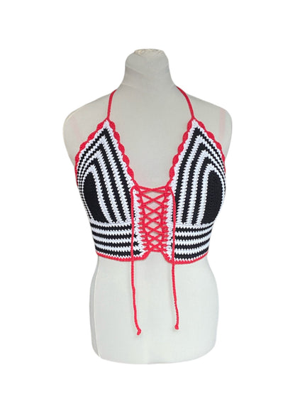 Gehaakte, gestreepte corset crop-top katoen zwart, wit, rood – handgemaakte festival top – maat XL