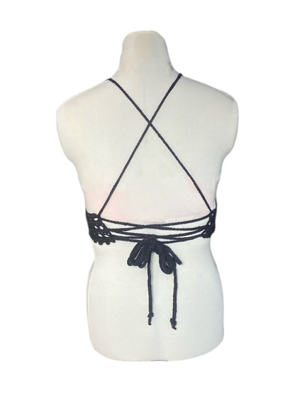 Gehaakte vrolijke crop-top van katoen - handgemaakte zwarte festival top - maat M