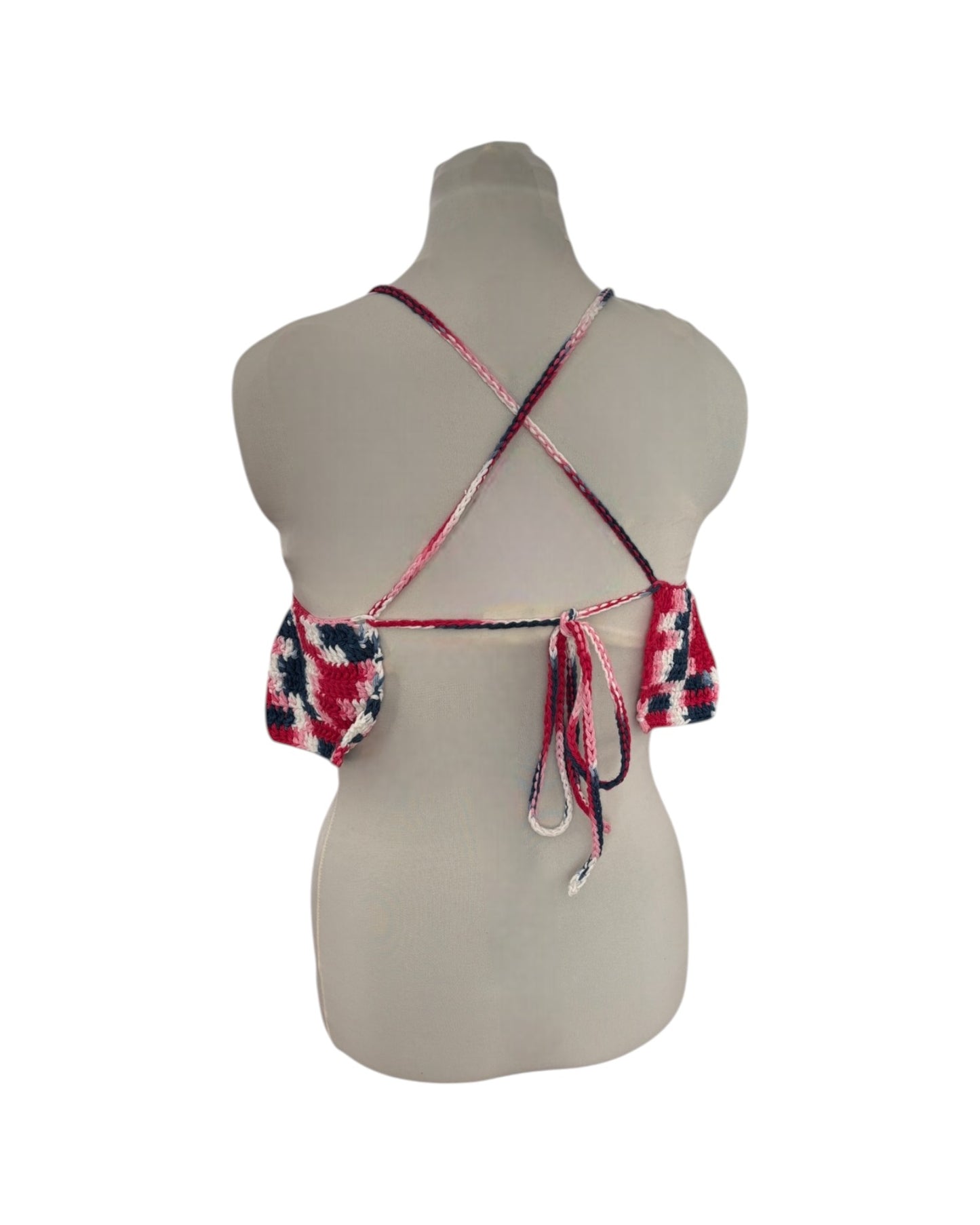 Gehaakte crop-top/bralette van 100% katoen – handgemaakte festival top met speelse ruches van roze, witte en donkerblauwe kleur– maat S